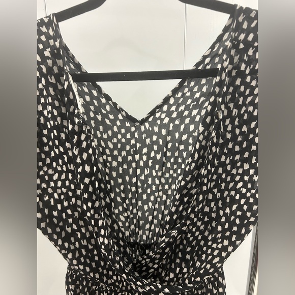 Amour Vert Fantasia Jumpsuit, Size Medium - Picture 5 of 11